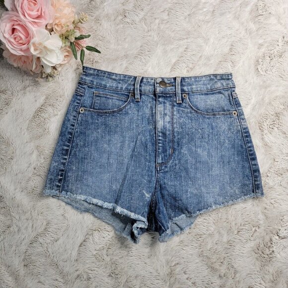 Guess Jeans White Wash Raw Hem Retro Shorts Size 27 - Picture 1 of 12